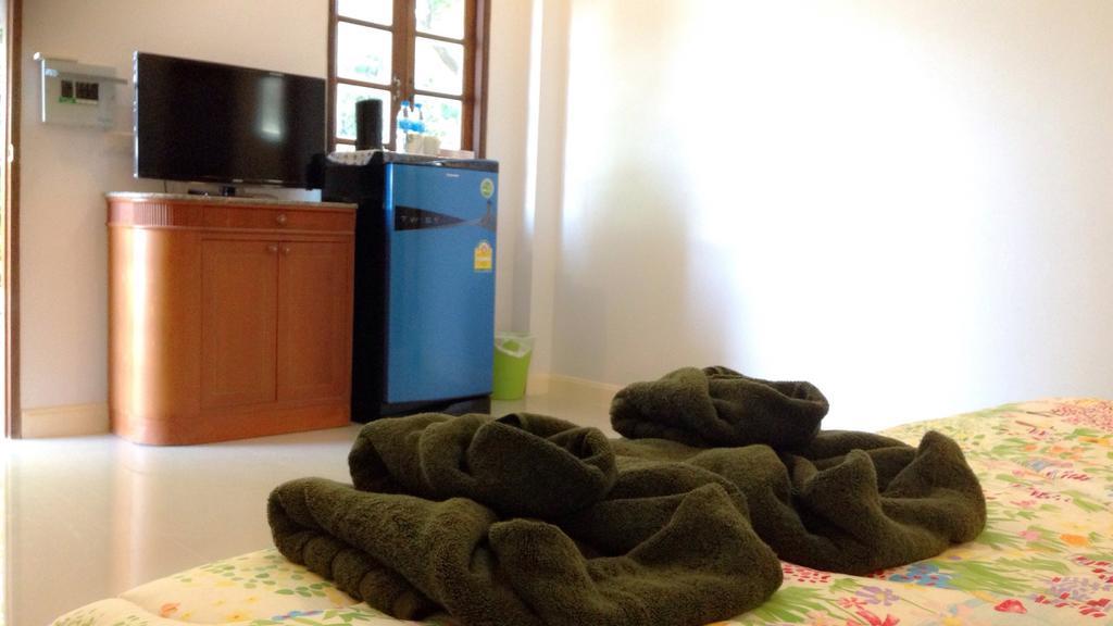 Damnoen Care Resort Damnoen Saduak Habitación foto